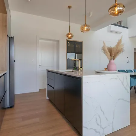 Amazing In With Sauna * Grubine