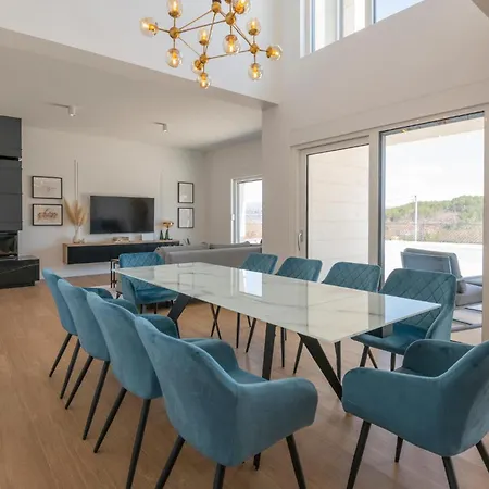 Amazing In With Sauna *